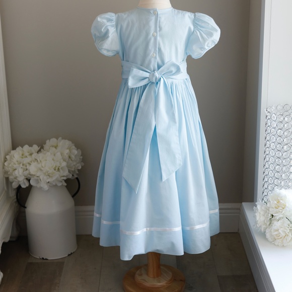 Strasburg Dress Hand Smocked Blue Special Occasion Mint Condition LOVELY - Picture 6 of 10